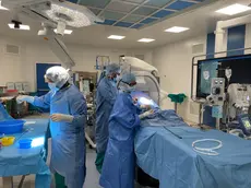 Un intervento chirurgico in sala operatoria al Ca' Foncello di Treviso