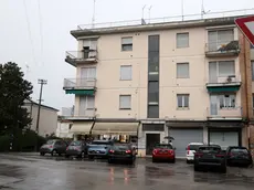 La palazzina di via Montello in cui è avvenuto il furto