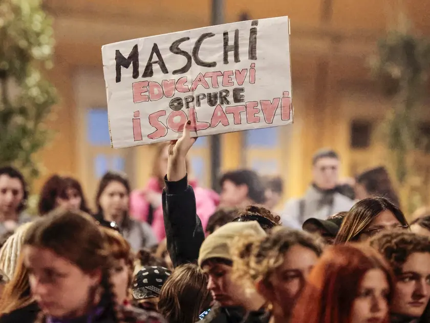 Una manifestazione per rendere omaggio a Ilaria Sula, vittima di Femminicidio (2025)