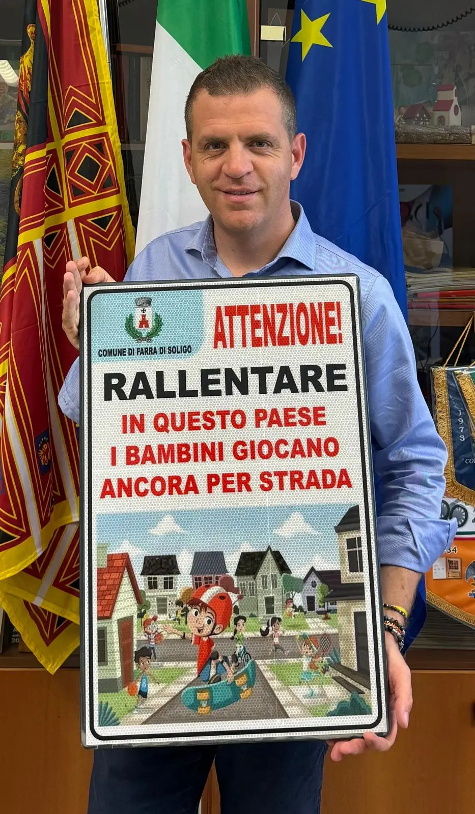Il sindaco di Farra di Soligo Mattia Perencin