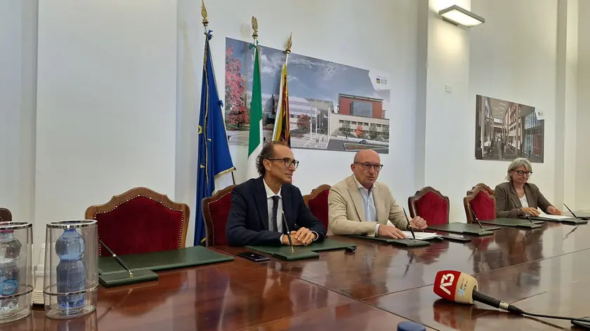 Giovanni Ferro con il direttore generale Giancarlo Bizzarri