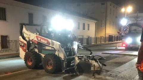 Lavori sul cavalcavia della stazione a Treviso