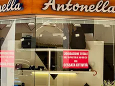 Pelletterie Antonella, in via Palestro 21, chiude dopo 59anni