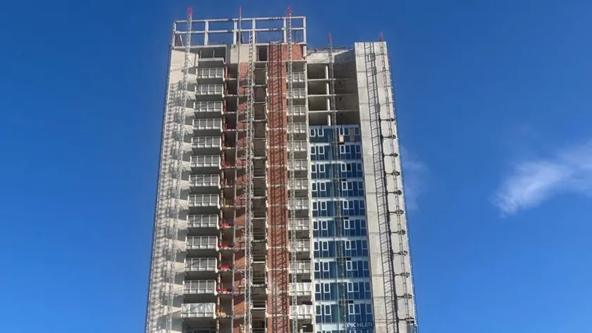 La torre Meier è in fase di ultimazione: prezzi record per aggiudicarsi un appartamento