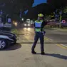 Un controllo della polizia locale