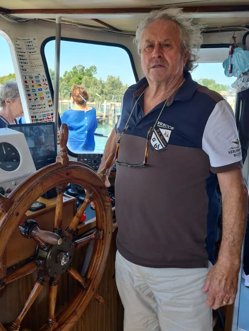 Il Caronte del Sile: «Riapriamo la conca e riportiamo le barche a Treviso»