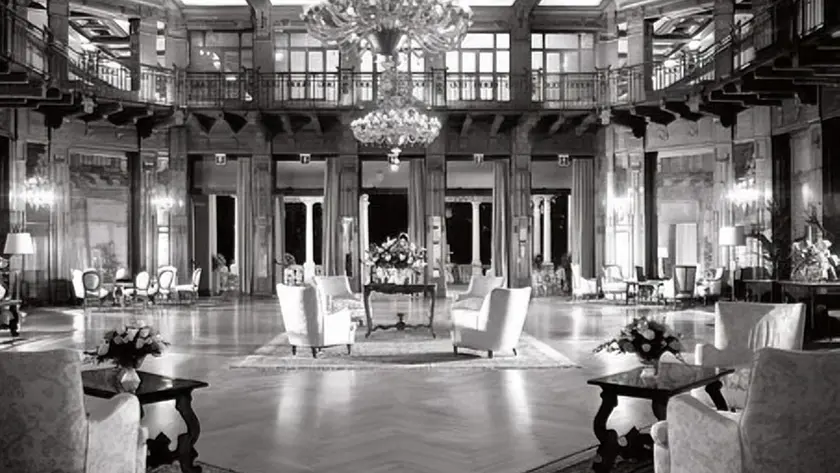 Hotel Des Bains, storia e mito del gioiello del Lido di Venezia