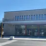 La facciata della stazione di Treviso dopo il restauro: manca l'orologio