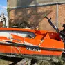 Le immagini della barca distrutta