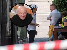 Nella foto grande il cantiere in largo San Giorgio, nel tondo Sergio Da Ros