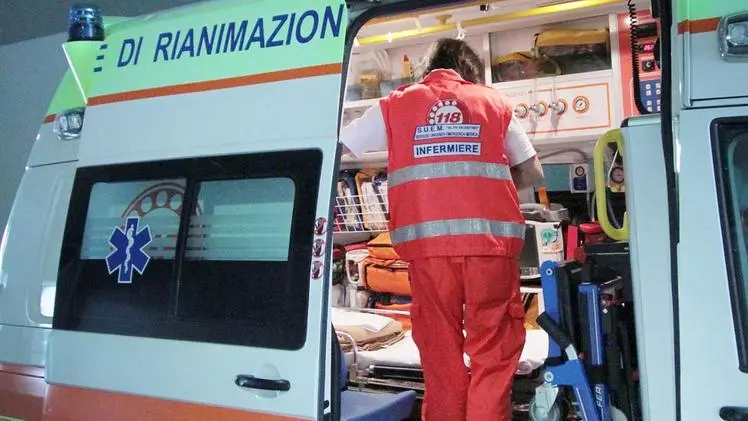 Un mezzo di soccorso