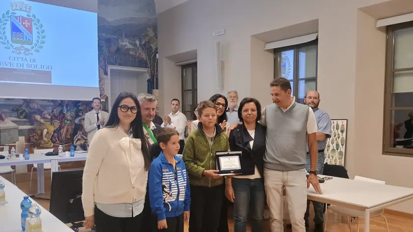 La cerimonia di premiazione in Consiglio comunale