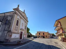Chiesa e locali vicini