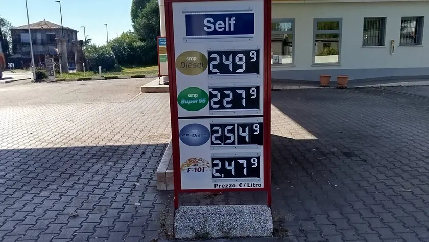 Diesel e benzina in provincia di Treviso hanno raggiunto prezzi record