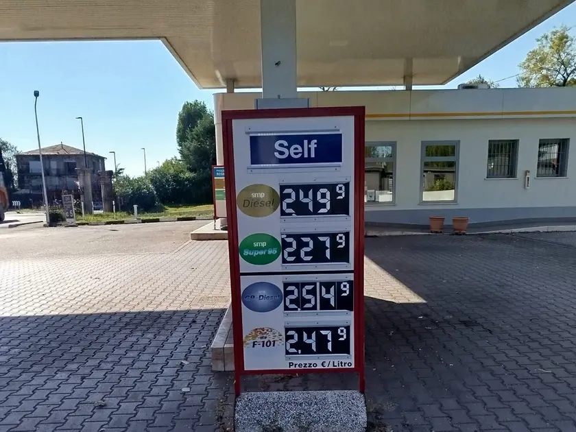 Diesel e benzina in provincia di Treviso hanno raggiunto prezzi record