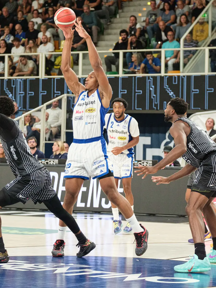 L'azione di Ike Anigbogu