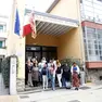 Le sedici donne della classe che ieri ha iniziato le lezioni al Cpia