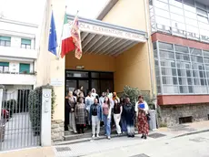 Le sedici donne della classe che ieri ha iniziato le lezioni al Cpia