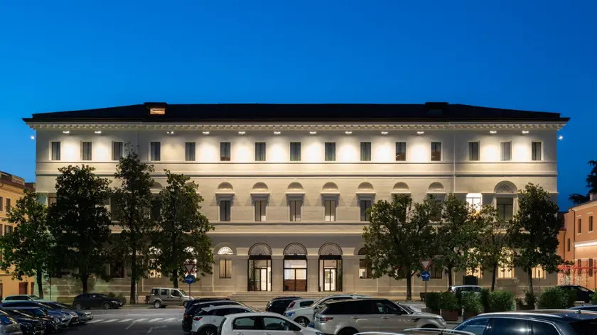 La sede di Edizione Holding in piazza Duomo a Treviso