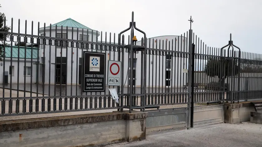 Il crematorio di Treviso nel cimitero di Santa Bona
