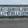 Lo striscione a cu è stato vietato l'ingresso nello stadio di Ospitaletto