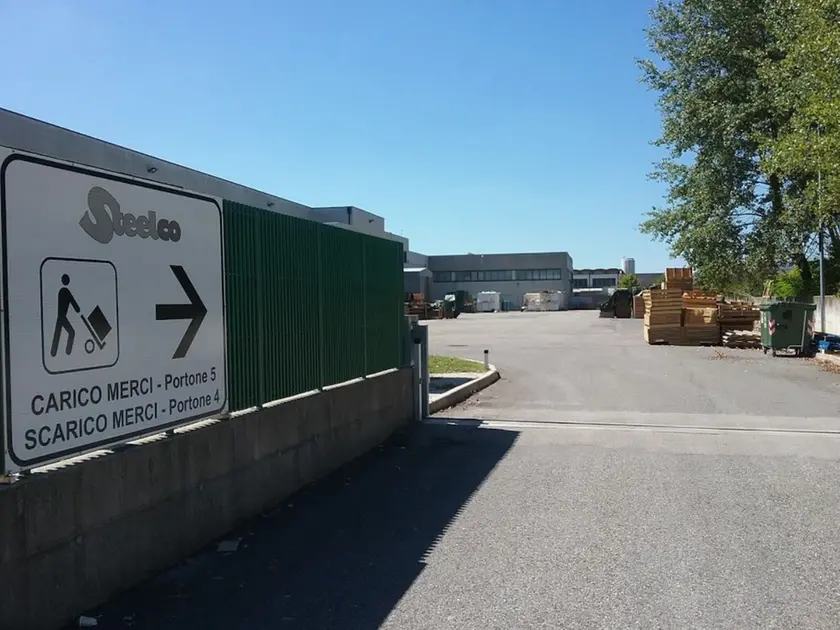 L’ingresso della sede della Steelco a Riese