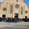 La folla a Santa Maria Maggiore per i funerali di Alvise Nardelotto