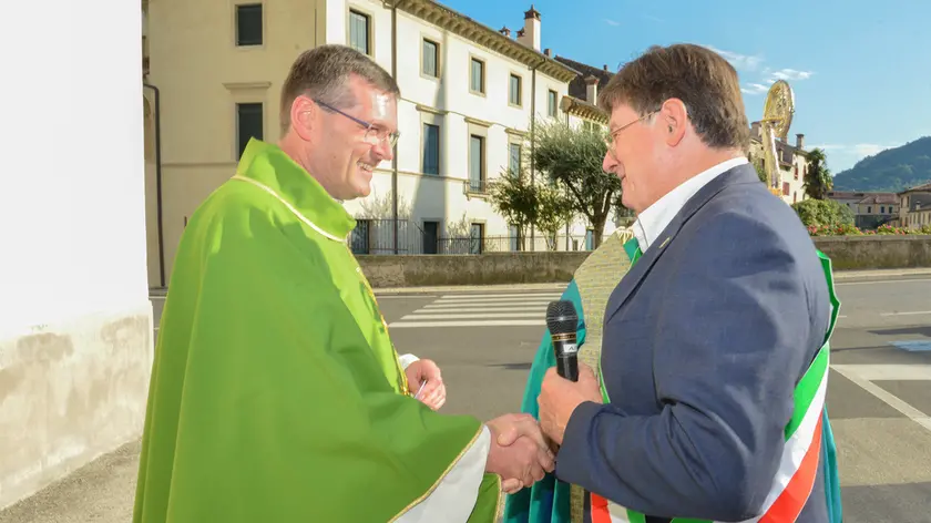 L’insediamento di don Bazzichetto a Serravalle nel 2023