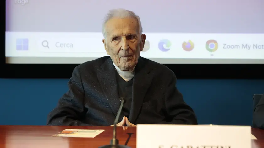 L’oncologo Silvio Garattini a Mestre (Foto Pòrcile)