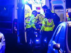 Il giovane è stato portato in ospedale