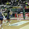 Santarelli mette in campo il 6+1 con Wolosz, Haak, Gabi, Zhu, Manfredini, Fahr e De Gennaro libero