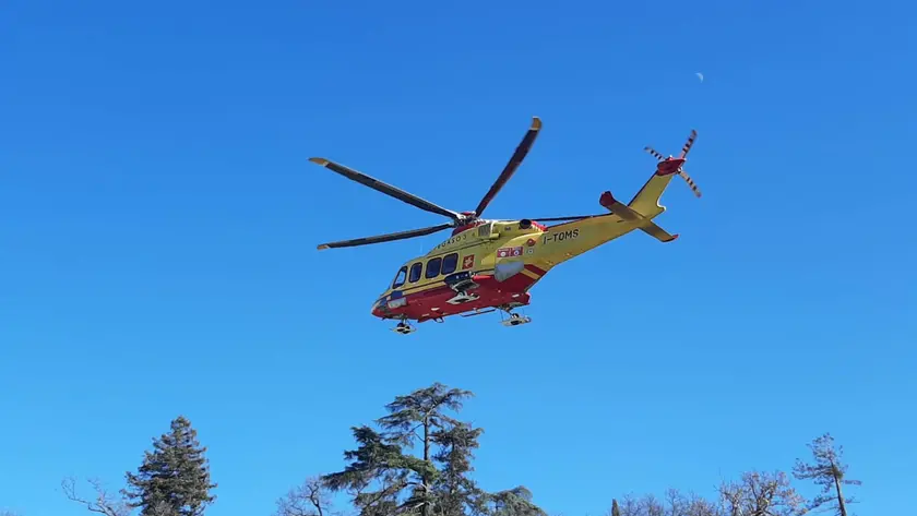 Operaio soccorso in elicottero