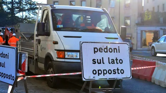 Interventi di ripristino dell'acquedotto