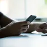 Il 52,2% dei ragazzi dichiara di aver provato a ridurre il tempo trascorso online senza riuscirci