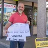 Il titolare dell'edicola David Ronzani