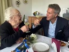 L'incontro tra Emanuele Filiberto ed Elena Sperandio, 102 anni