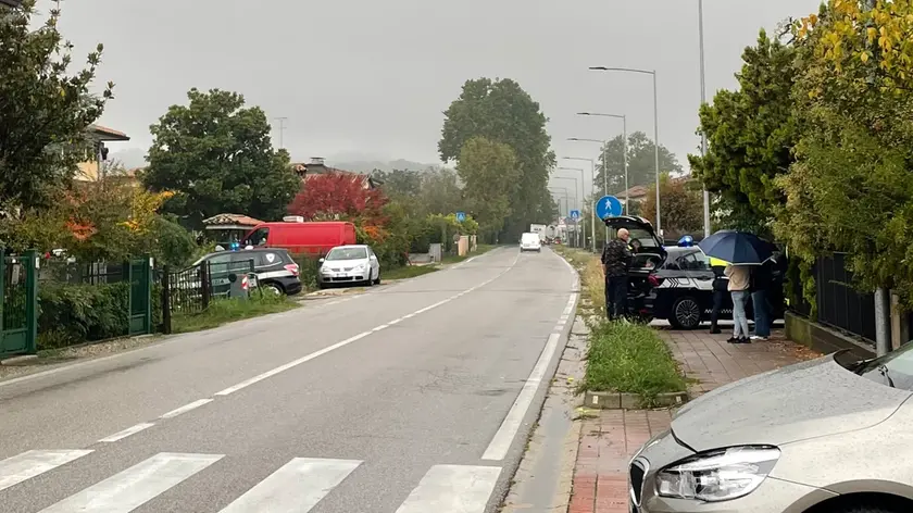 Via Mercatelli è rimasta per tre quarti d’ora chiusa al traffico (foto Cavicchi)