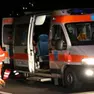 L'intervento notturno di un'ambulanza