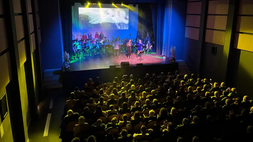 Strapieno il teatro di San Stino per lo spettacolo della fondazione