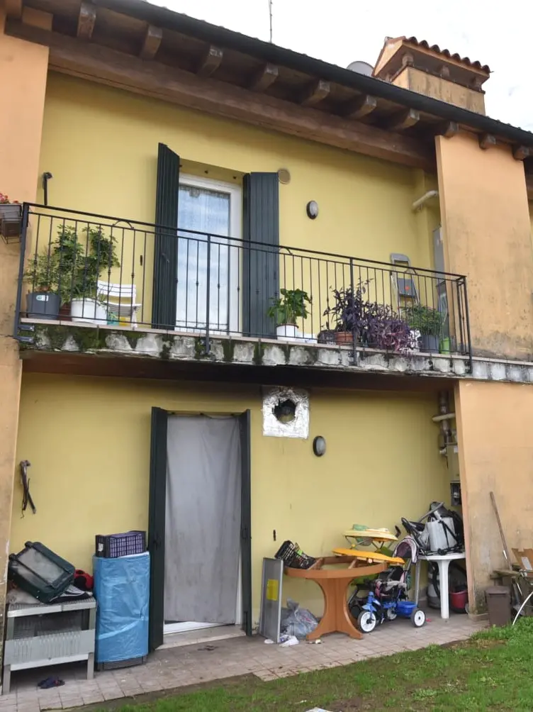 L'abitazione della famiglia intossicata (foto Cavicchi/Macca)