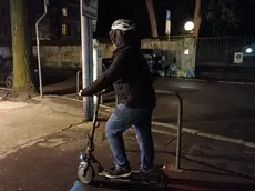 Secondo le testimonianze i ladri si spostavano in monopattino