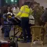 La vittima soccorsa in piazza dei Signori dopo l'accoltellamento