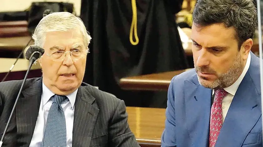 Vincenzo Consoli, l’ex ad di Veneto Banca, assieme al suo legale Ermenegildo Costabile