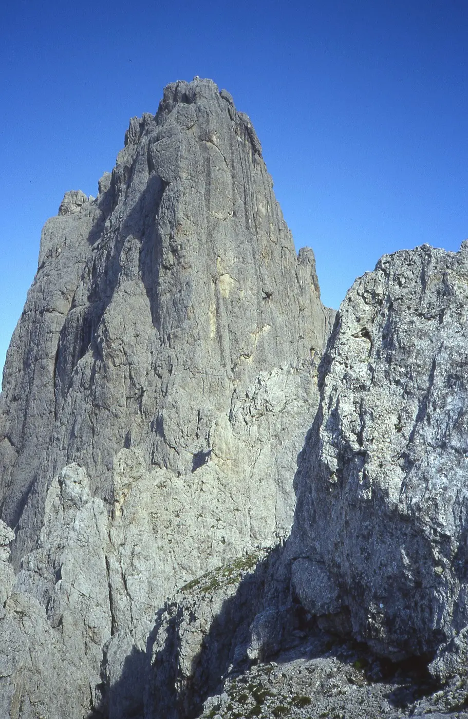 Un'altra immagine del Sass d'Ortiga