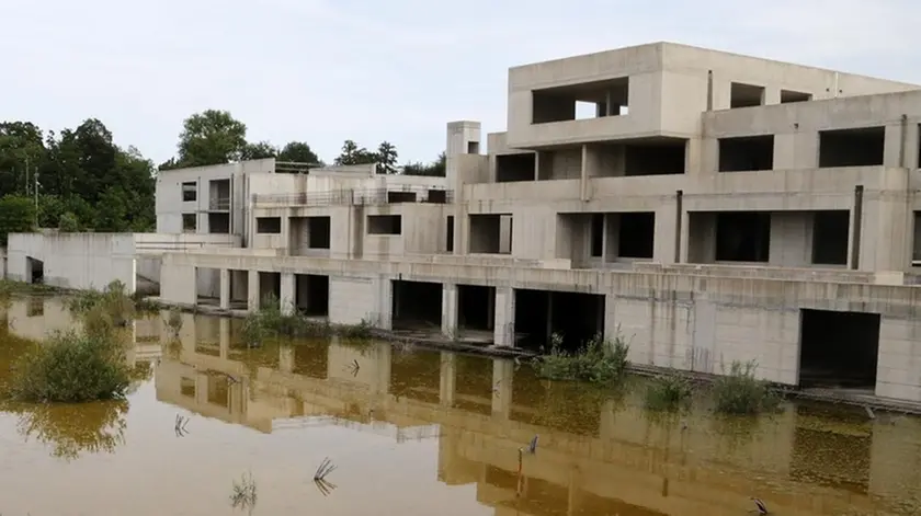 Allegranzi Villorba cantiere fermo via roma ex area mondial