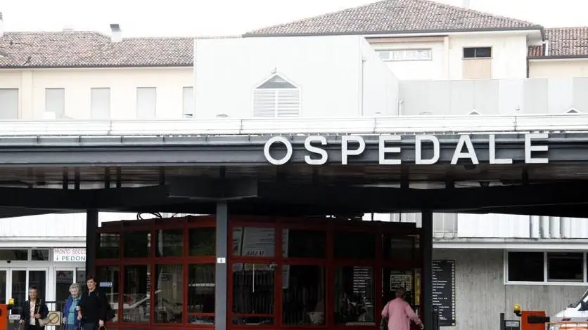 CONEGLIANO TV 20060915 ENTRATA PRONTO SOCCORSO OSPEDALE DI CONEGLIANO (AFC/AFC ) L'ospedale di Conegliano, dove e' morto il quindicenne di Pieve di Soligo