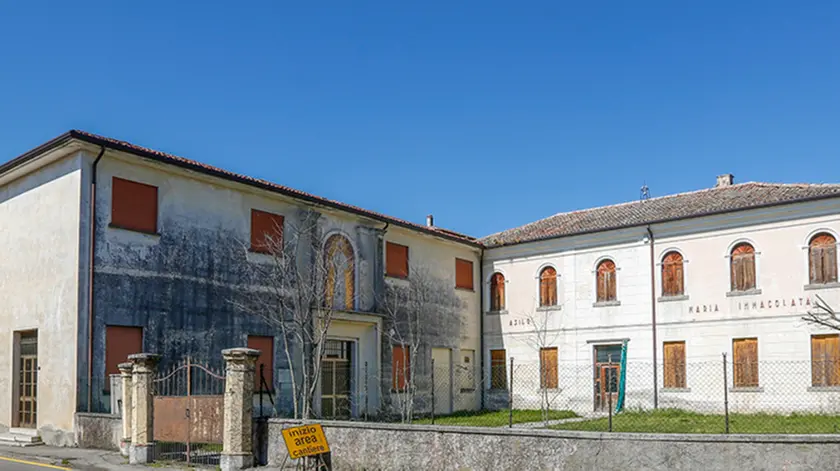 DeMarchi Vallà ex asilo