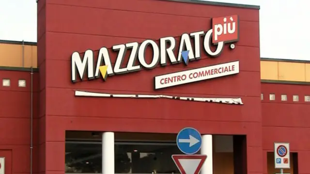 CASTELMINIO DI RESANA MAZZORATO BANCOMAT FOTOCRONACA castelminio bancomat mazzorato