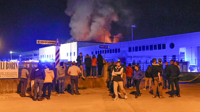 L'incendio alla DLG di Vittorio Veneto