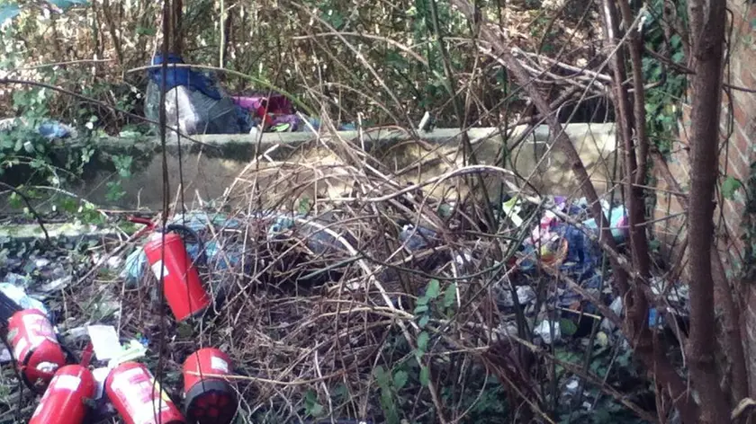 La discarica di estintori